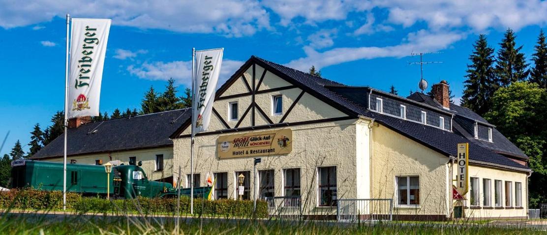 Sporthotel Glueck Auf Moenchenfrei Brand-Erbisdorf Eksteriør bilde